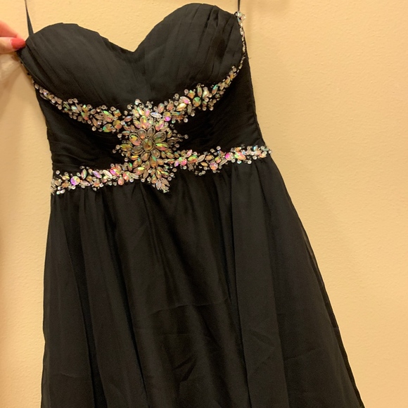 Samila & Co mini strapless dress - Picture 1 of 4